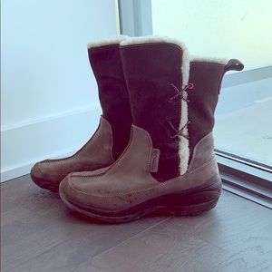 Columbia Women’s size 9 winter boots